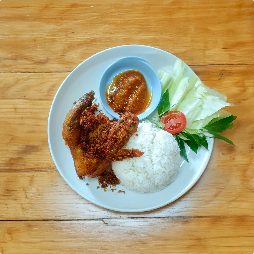 Menyediakan berbagai macam masakan